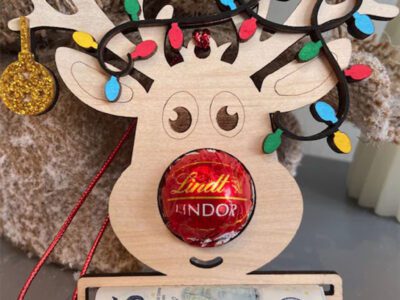 reindeer money holder mock